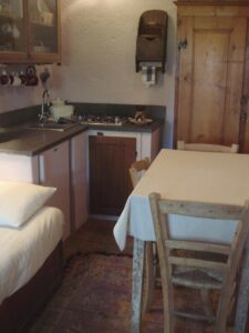 Francescas_bedroom_cooking_corner